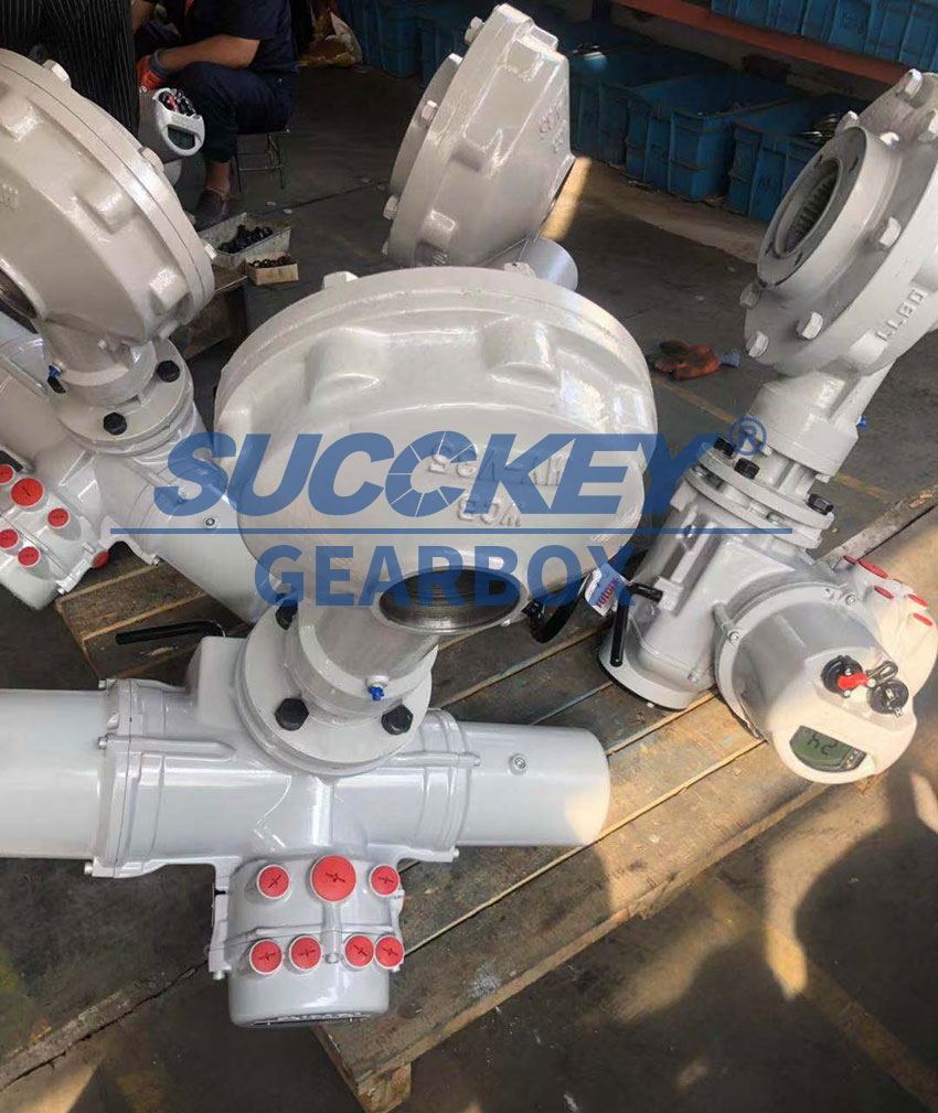 Bevel gearbox with valve actuators
